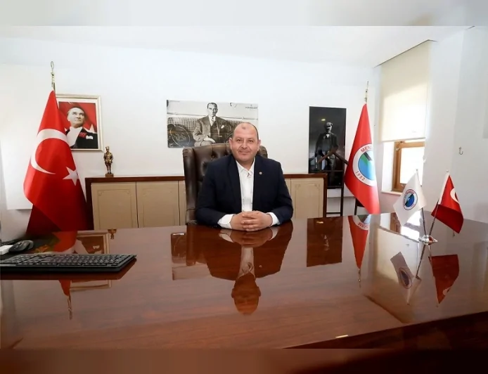 Menderes Belediye Başkanı İlkay Çiçek Verdiği Sözü Tuttu Efemçukuru Oyun Parkı Baştan Aşağı Yenilendi