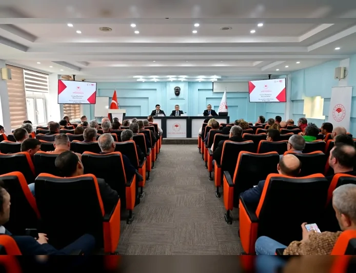 İzmir’de hayvancılık sektörünün geleceği yeni destekleme modeliyle masaya yatırıldı