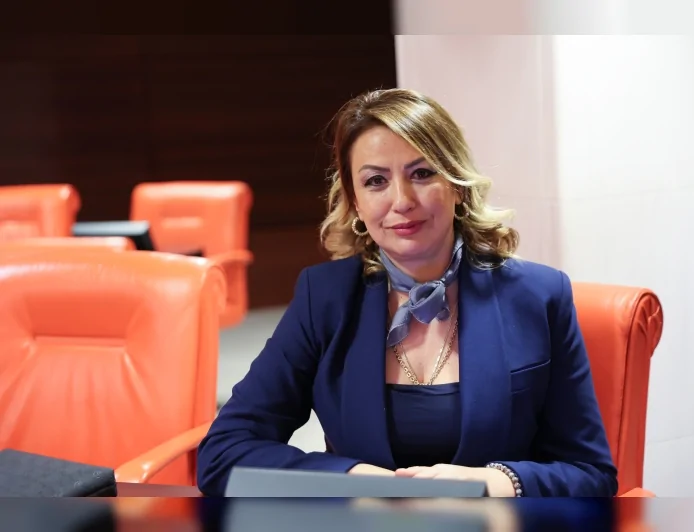 CHP Hatay Milletvekili Nermin Yıldırım Kara: “Mahkemelerde beraat etmiş kamu görevlileri görevlerine geri dönmeli”