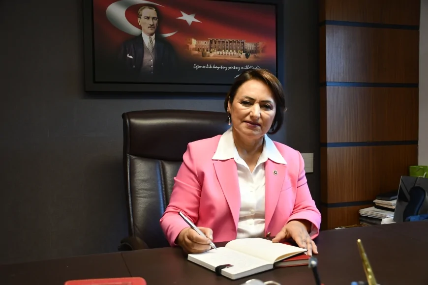 TBMM Başkanlık Divanı Üyesi CHP’li Dr. Müzeyyen Şevkin: “Savaşlar son bulsun, kadınlar ve çocuklar ölmesin”