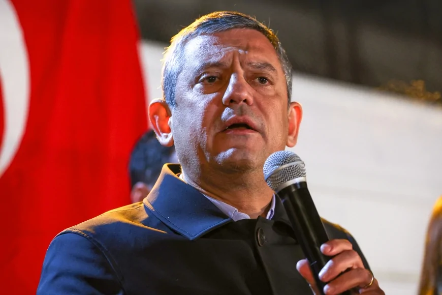 CHP Genel Başkanı Özgür Özel: “Savcı Bey, bu şehir 528 evladını okutan adamdan utanmaz”