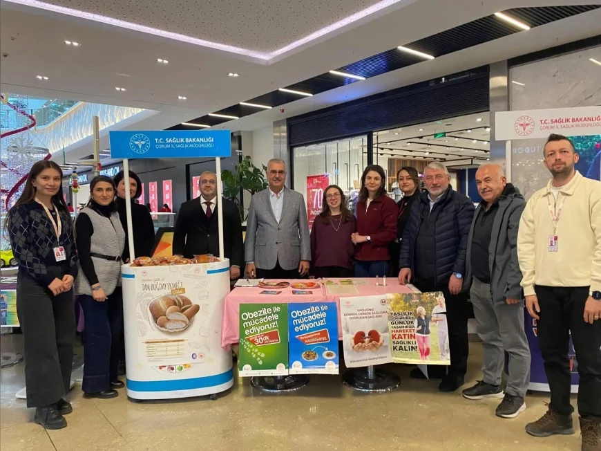 Çorum İl Sağlık Müdürlüğü AHL Park AVM’de “Ramazan’da Sağlık” Etkinliğiyle Toplum Sağlığına Dikkat Çekti