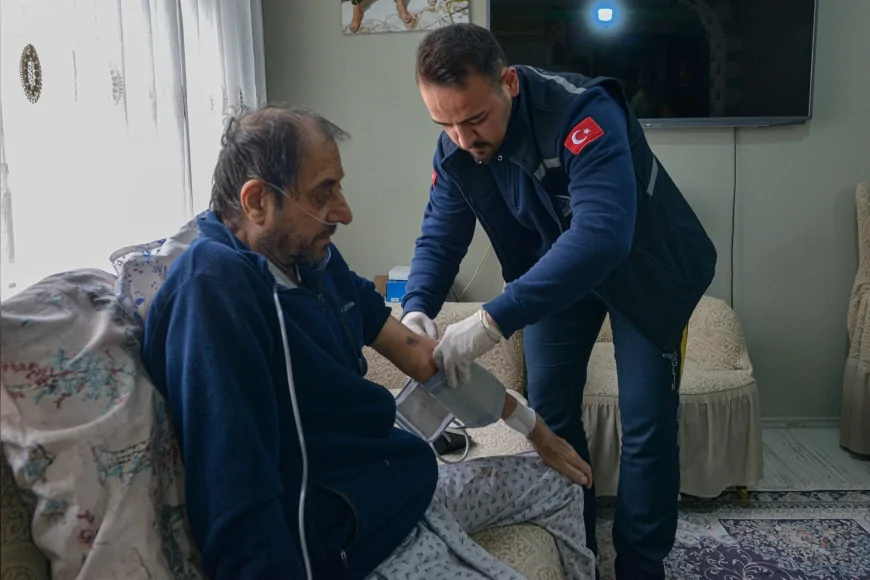 BURSA BÜYÜKŞEHİR BELEDİYESİ RAMAZAN’DA EVDE BAKIM VE TEMİZLİK HİZMETLERİNİ SÜRDÜRÜYOR