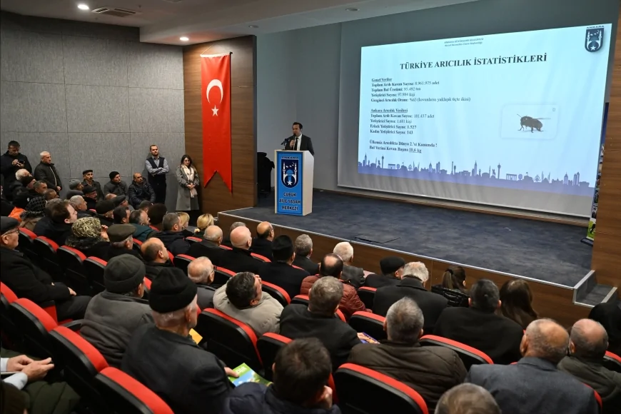 ANKARA BÜYÜKŞEHİR BELEDİYESİ ÇUBUK’TA 150 ARICIYA KOLONİ YÖNETİMİ EĞİTİMİ VERDİ