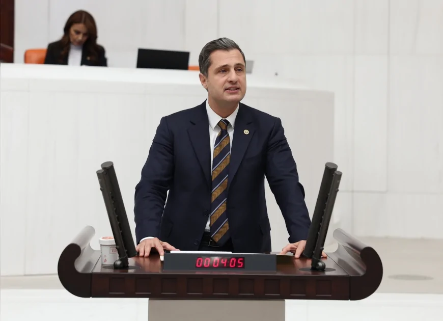 CHP İzmir Milletvekili Deniz Yücel: “TÜİK 86 Milyonun Sofrasından Eksiltiyor”