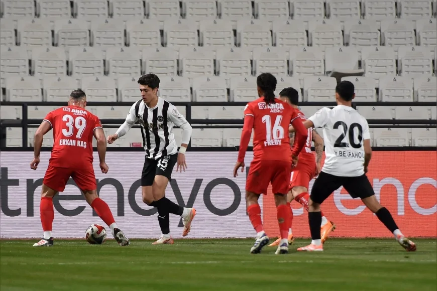 Arca Çorum FK Manisa Deplasmanında 1-0 Kazandı Zirve Yarışını Sürdürdü