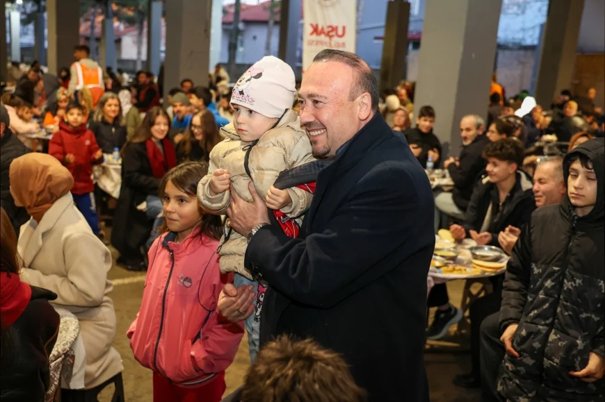 Uşak Belediye Başkanı Özkan Yalım: “Gönül soframız toplumsal dayanışmanın güçlü bir sembolü oldu”