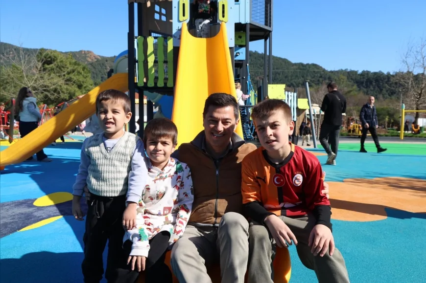 Marmaris Belediye Başkanı Acar Ünlü Burunucu Macera Parkı’nı Yeniledi: “Çocuklarımızın Güvenle Oynayabileceği Alanları Artırıyoruz”