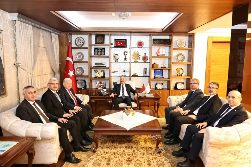 Orman Genel Müdür Yardımcısı Mustafa Özkaya ve Daire Başkanlarından Çorum Valisi Ali Çalgan’a Ziyaret