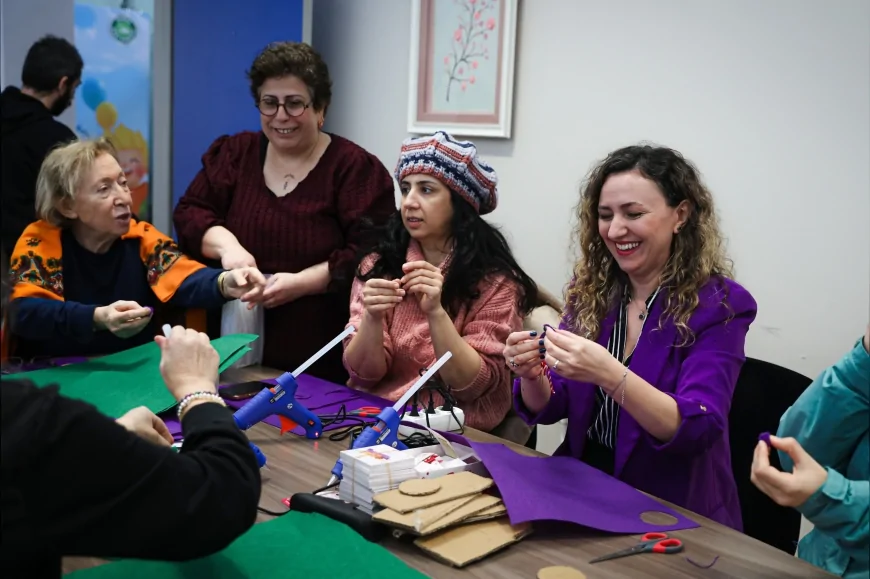 BURSA BÜYÜKŞEHİR BELEDİYESİ 8 MART ÖNCESİ KADINLARI KEÇE ATÖLYESİNDE BULUŞTURDU