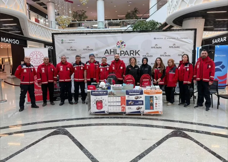 Çorum’da 1-7 Mart Deprem Haftası Kapsamında Alışveriş Merkezinde Farkındalık Standı Kuruldu