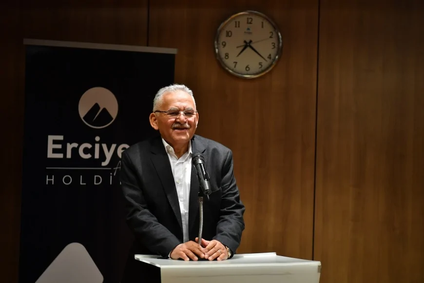 Kayseri Büyükşehir Belediye Başkanı Memduh Büyükkılıç iş dünyasıyla iftarda buluştu: “Ekonomi bizim olmazsa olmazımız