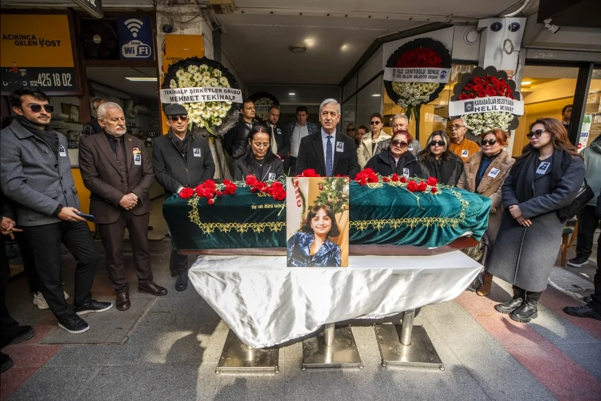 İzmir Gazeteciler Cemiyeti Üyesi Gazeteci Burcu Yanar Meslektaşlarının Alkışlarıyla Son Yolculuğuna Uğurlandı