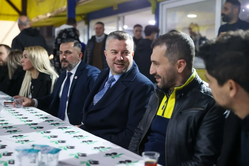 BUCA BELEDİYE BAŞKANI GÖRKEM DUMAN RAMAZAN İFTARLARINDA TAKSİCİ ESNAFI VE SPOR CAMİASIYLA BULUŞTU