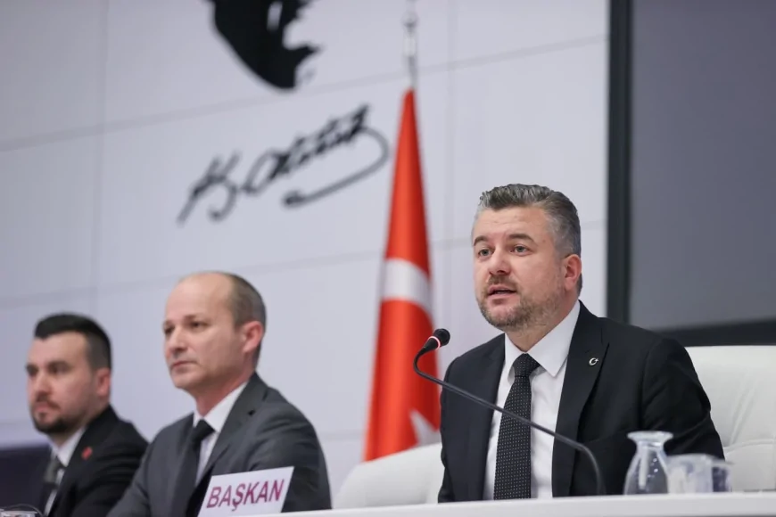 Buca Belediye Başkanı Görkem Duman: “Bayram sonrası asfalt plentini devreye alıyoruz, Buca’da asfalt seferberliği başlıyor”