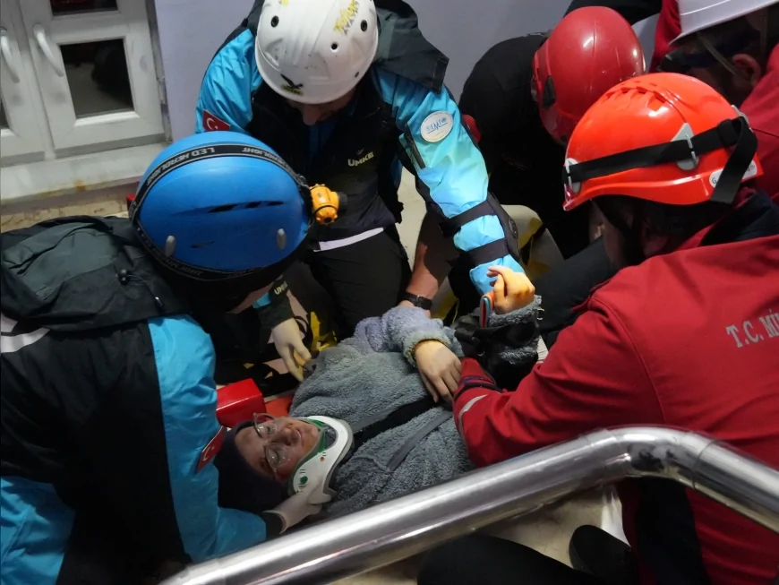 Düzce’de Deprem Haftası’nda gerçeği aratmayan tatbikat: Kurumlar afet senaryosunda birlikte sahaya çıktı