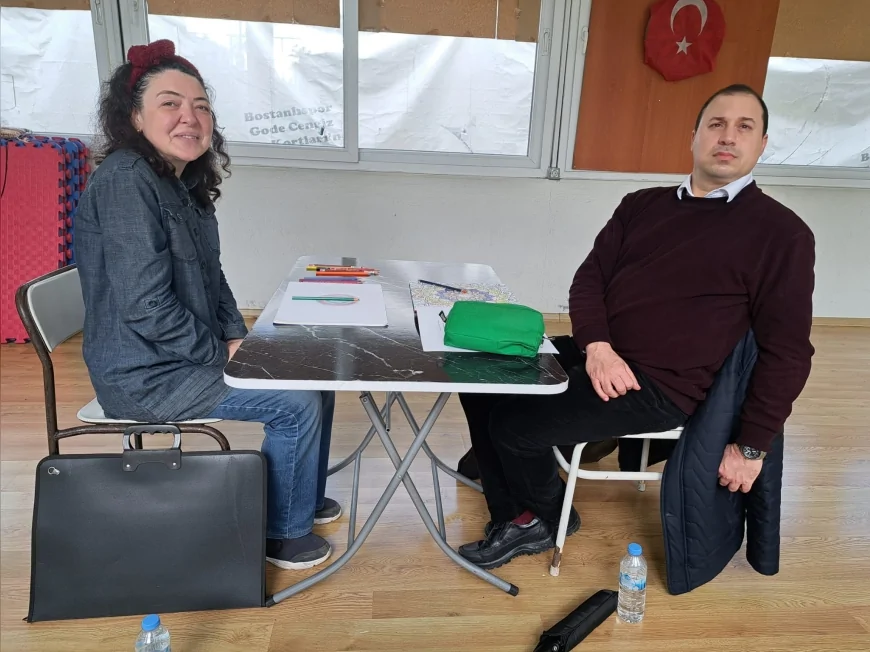 Ödüllü Yazar Moris Karmona Otizmli Arkadaşlarını Mandala Atölyesine Davet Etti “Haftanın Bir Günü Birer Saatinizi Ayırın”