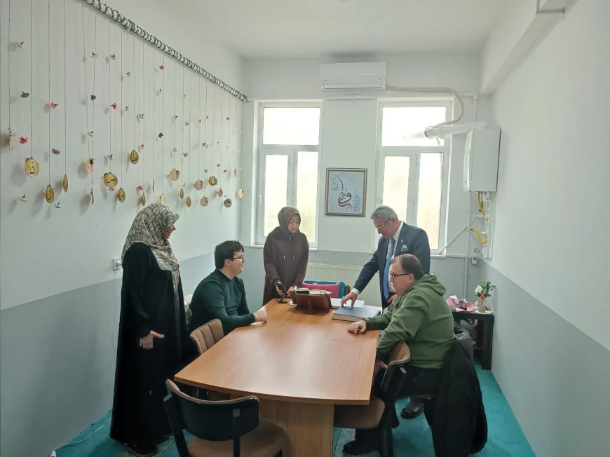 Türk Diyanet Vakıf-Sen Genel Sekreteri Hilmi Şanlı: “Görme engelli kardeşlerimizin Kur’an öğrenme aşkı asla söndürülmemelidir”