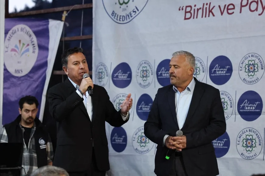 Muğla Büyükşehir Belediye Başkanı Ahmet Aras Kavaklıdere’de İftar Programında Vatandaşlarla Buluştu