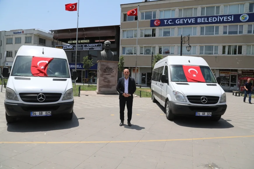 Geyve Belediyesi araç filosunu büyüttü: Son 1,5 yılda yaklaşık 18 milyon TL’lik yeni araç hizmete alındı