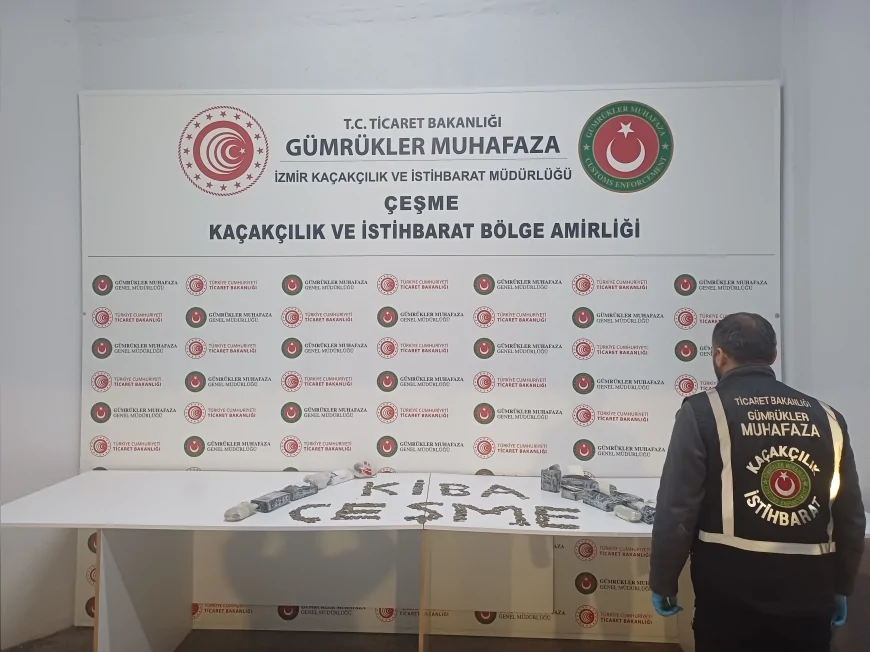 İzmir Çeşme Limanı’nda Tarihi Eser Kaçakçılığı Engellendi 7 Bin 550 Sikke ve Figür Ele Geçirildi
