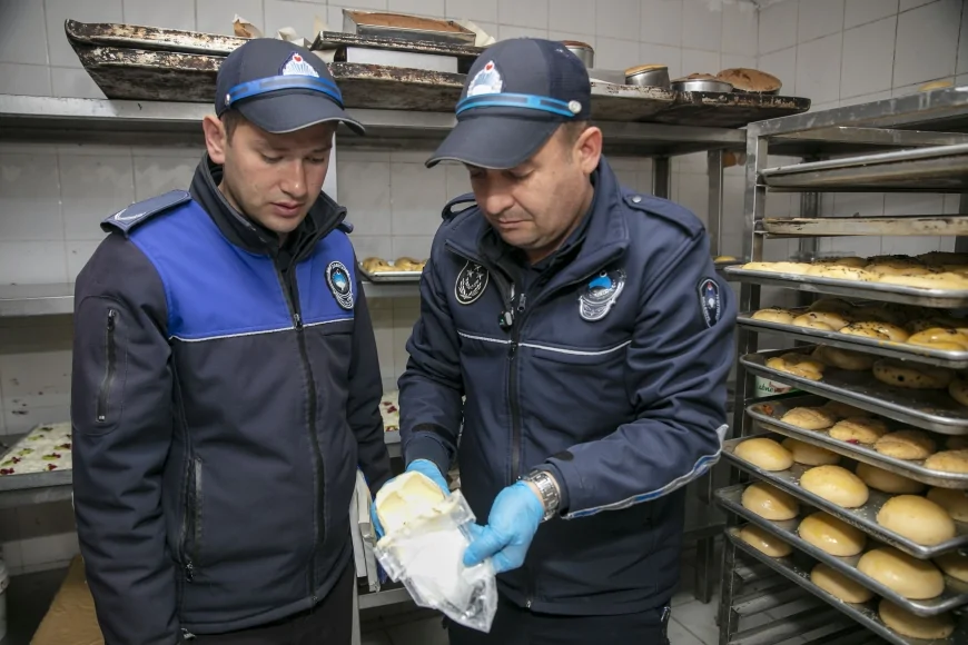 Güzelbahçe Belediye Başkanı Mustafa Günay: “Halk sağlığını korumak için fırın denetimlerimizi aralıksız sürdürüyoruz”