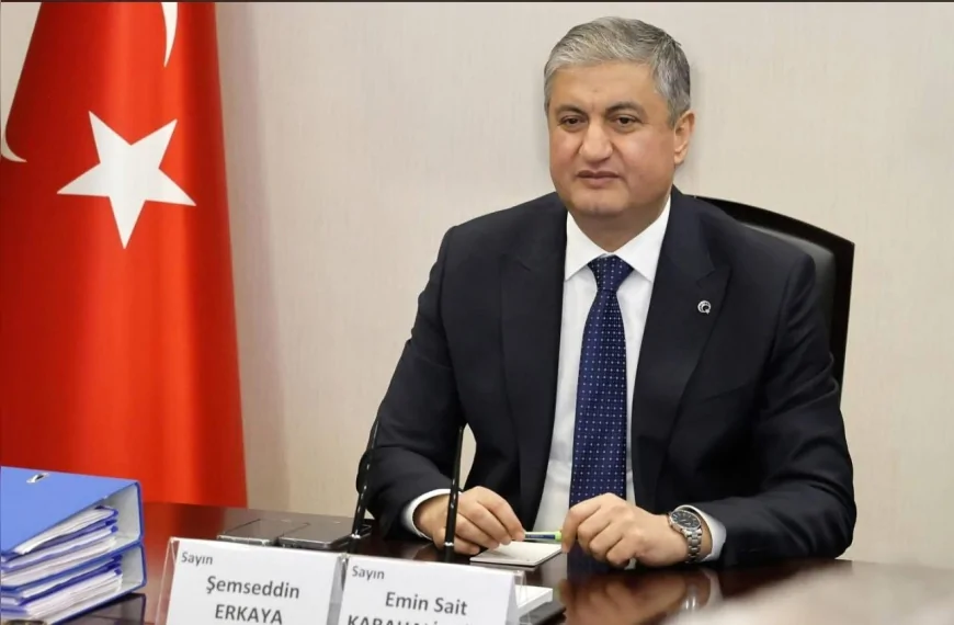 ADANA VALİSİ MUSTAFA YAVUZ, VALİ YARDIMCILARI VE KAYMAKAMLARLA İLÇELERİN DURUMUNU DEĞERLENDİRDİ