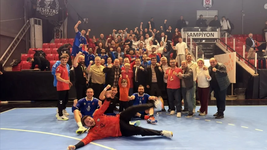 Nilüfer Belediyespor Erkek Hentbol Takımı deplasmanda Beşiktaş’ı 30-29 mağlup etti