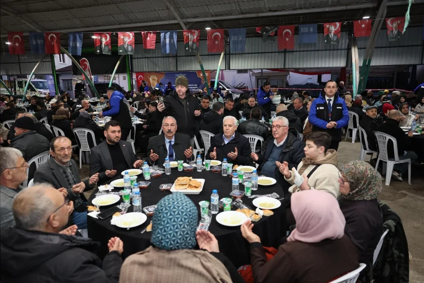 BURSA BÜYÜKŞEHİR BELEDİYE BAŞKANI MUSTAFA BOZBEY: “İZNİK’İN HER BİR KONUSUNU DERT EDİNİYORUZ, PROJELER GELİŞTİRİYORUZ”