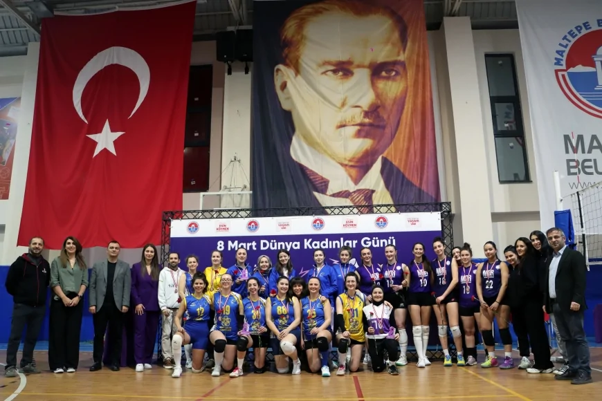 Maltepe Belediyesi 8 Mart’ta Kadın Dayanışmasına Voleybol Turnuvasıyla Dikkat Çekti
