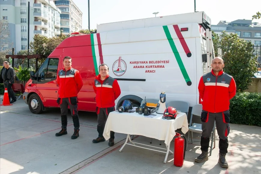 KARŞIYAKA BELEDİYESİ DEPREM HAFTASI’NDA ÖĞRENCİLERE AFET VE İLK YARDIM EĞİTİMİ VERDİ