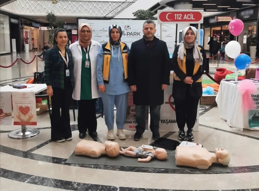 Çorum İl Sağlık Müdürü Prof. Dr. Sinan Zehir Ramazanda Sağlık Programı’nda Vatandaşlarla Buluştu