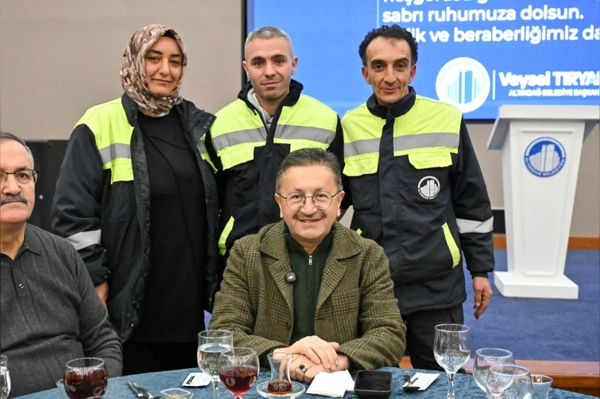 Altındağ Belediye Başkanı Dr. Veysel Tiryaki Belediye Çalışanlarıyla İftar Programında Bir Araya Geldi