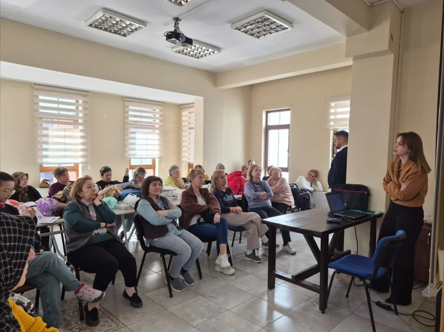 ODUNPAZARI BELEDİYESİ VE ESKİŞEHİR BAROSU’NDAN MAHALLELERDE KADINLARA YÖNELİK HAK BİLGİLENDİRME BULUŞMALARI