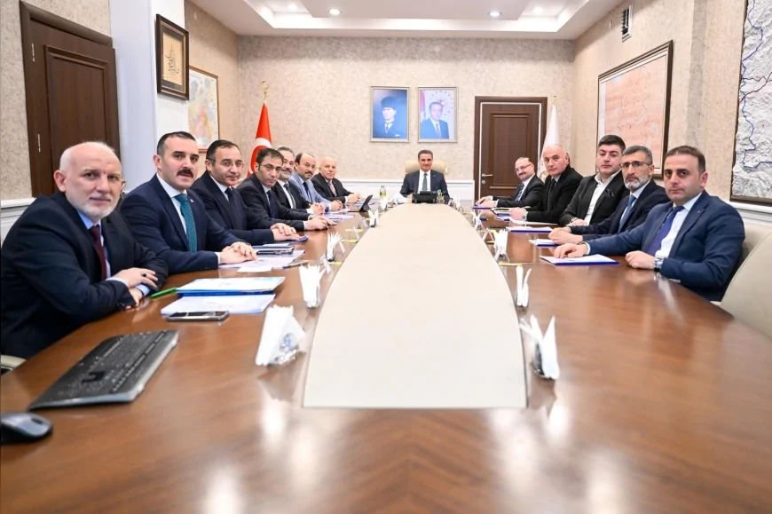 ERZURUM’DA SANAYİ DÖNÜŞÜMÜ İÇİN MODEL FABRİKA PROJESİ MASAYA YATIRILDI