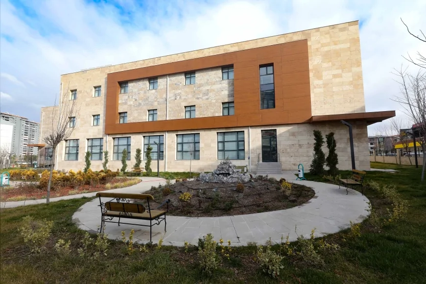 Yenimahalle Belediyesi Alzheimer ve Yaşlı Yaşam Merkezi Nisan Ayında Hizmete Açılıyor