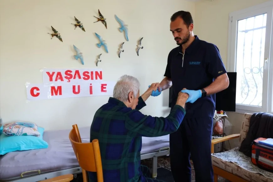 Çeşme Belediye Başkanı Lâl Denizli: “Yaş Almış ve Özel Gereksinimli Komşularımızın Bayrama Huzurla Hazırlanması İçin Çalışıyoruz”