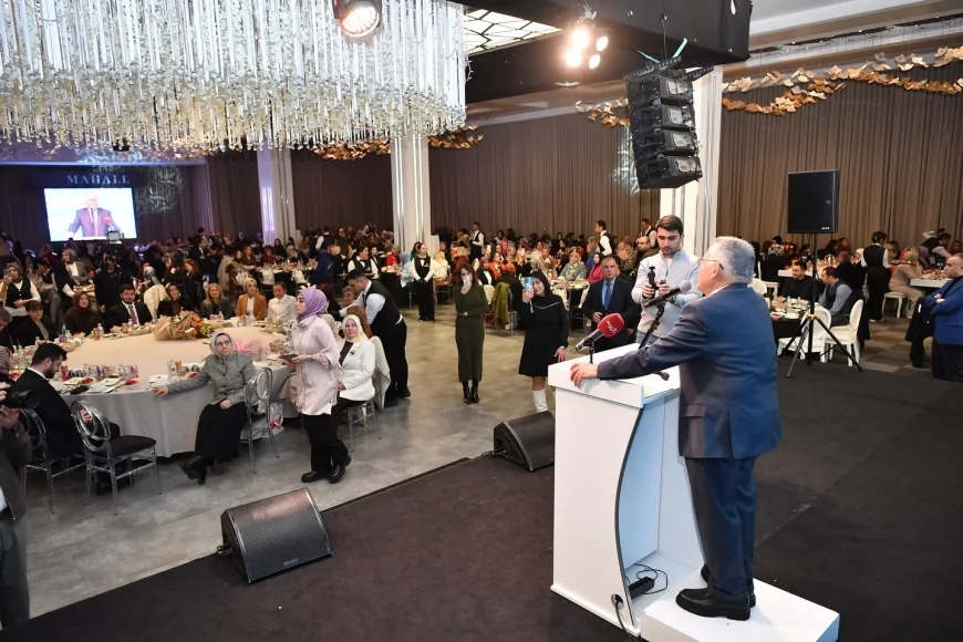 KAYSERİ BÜYÜKŞEHİR BELEDİYE BAŞKANI DR. MEMDUH BÜYÜKKILIÇ: “KADINLARI HER ZAMAN BAŞIMIZIN TACI OLARAK GÖRÜYORUZ”