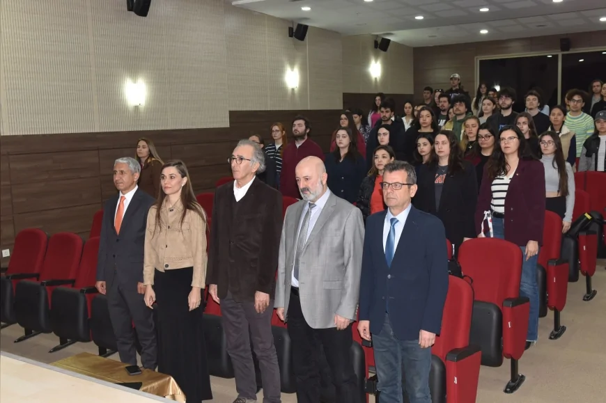 Ege Üniversitesinde İstiklal Marşı’nın Kabulünün 105. Yılında Mehmet Akif Ersoy Anıldı