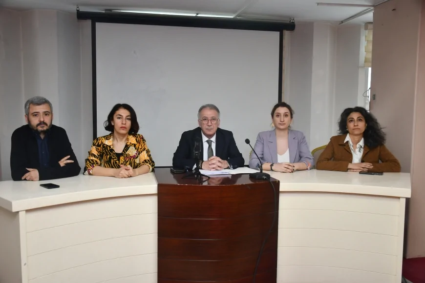 İzmir Barosu’ndan Michael Adufu Tepkisi: “Takipsizlik Kararı İnsan Hakları Açısından Skandaldır”