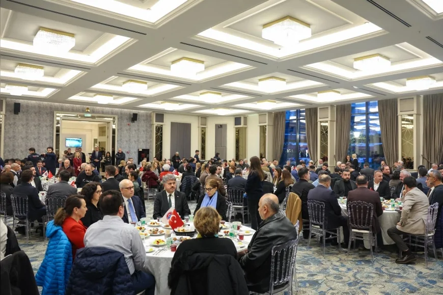 Maltepe Belediye Başkanı Esin Köymen STK ve Siyasi Parti Temsilcileriyle İftar Programında Buluştu