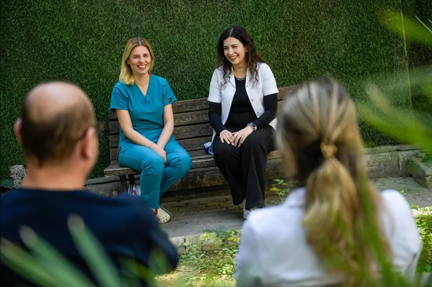 Eşrefpaşa Hastanesi’nde Doğan Sağlıkçılar Yıllar Sonra Aynı Hastanede Görev Yapıyor