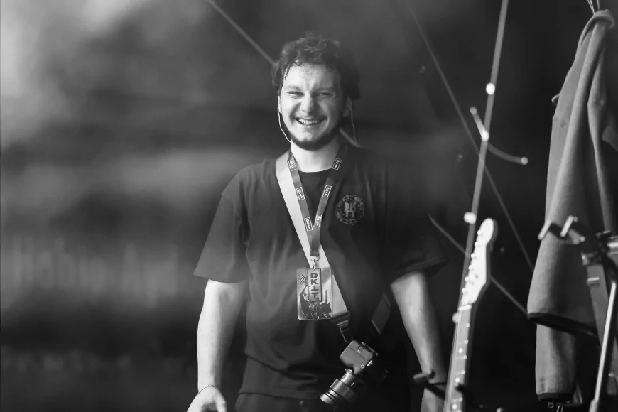 KONSER FOTOĞRAFÇISI ALKIN ERKEK: “SAHNEDE BAZEN O ANI YAKALAMAK İÇİN SADECE BİRKAÇ SANİYEMİZ VAR”