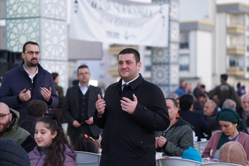 Torbalı Belediye Başkanı Övünç Demir Atatürk Mahallesi İftarında Konuştu: “Ramazan Ayı Dostluğun ve Birliğin En Güçlü Şekilde Yaşandığı Zamandır”