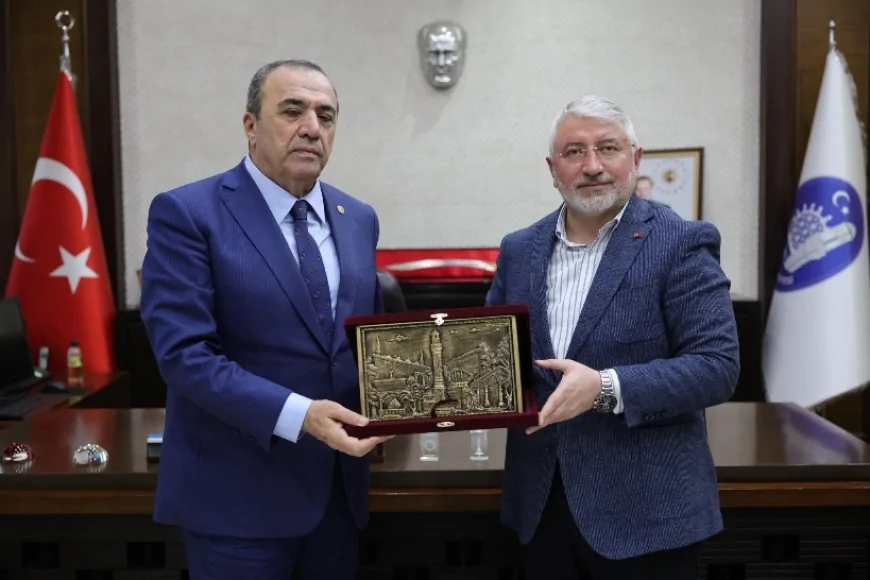 MHP Genel Sekreter Yardımcısı Vahit Kayrıcı Çorum’da Belediye Başkanlarıyla Birlikte Halil İbrahim Aşgın’ı Ziyaret Etti