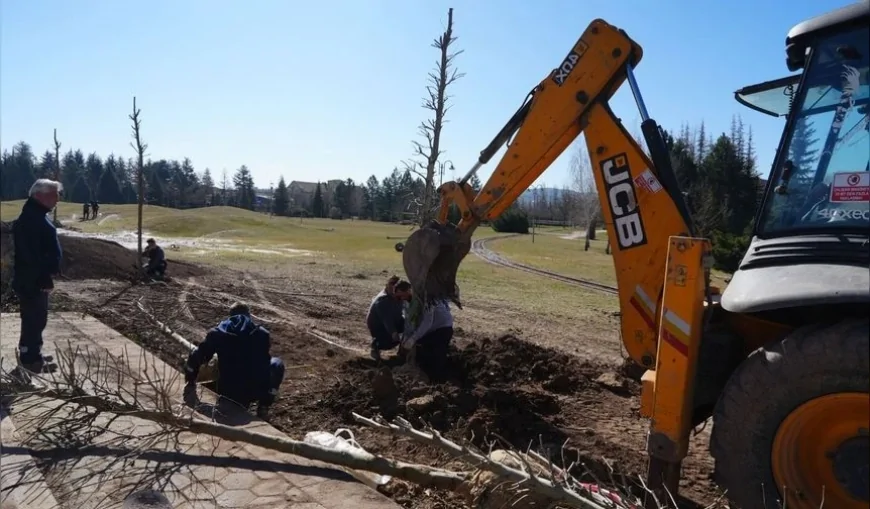 ESKİŞEHİR’DE KURTULUŞ MAHALLESİ’NDE PLANLANAN SOKAK KAPATMA ÇALIŞMASI ESNAF MAĞDURİYETİ OLUŞMAMASI İÇİN BAYRAM SONRASINA ERTELENDİ