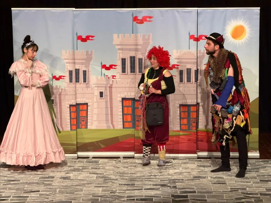 Yalova Belediyesi Çocuk Tiyatrosu “Çöplük Krallığı” ile Minik İzleyicilere Eğlenceli ve Eğitici Deneyim Yaşattı