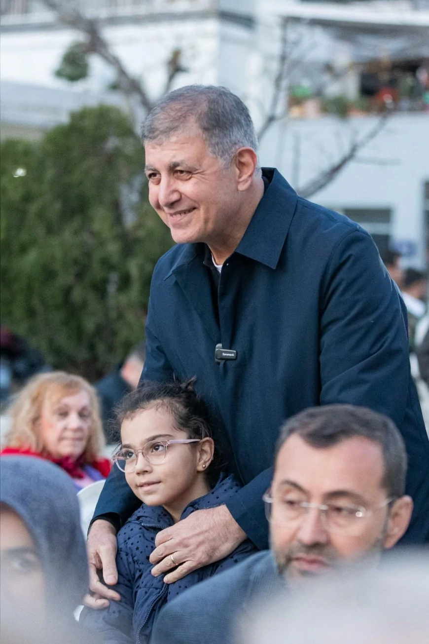İzmir Büyükşehir Belediye Başkanı Dr. Cemil Tugay: “Bayramlığı olmayan çocuk kalmasın, her çocuğun yüzü gülecek”