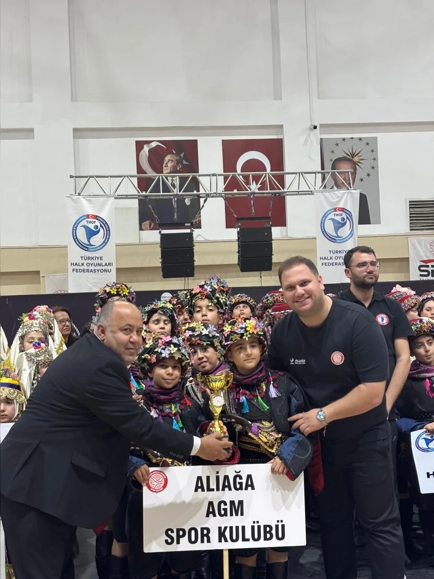 Aliağa Belediyesi Gençlik Merkezi Spor Kulübü Minikler Kategorisinde İzmir İl Birincisi Oldu