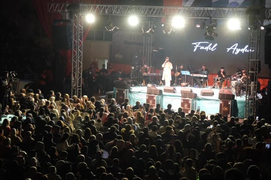 Sanatçı Fadıl Aydın Çorum’da İlahi ve Ezgilerle Binlerce Kişiye Duygu Dolu Gece Yaşattı